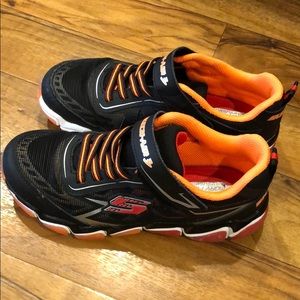 Sketchers Memory foam Sneakers